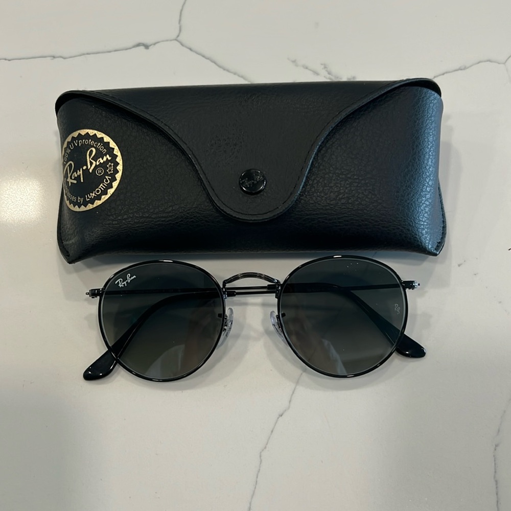 Ray Ban Round Metal Sunglasses